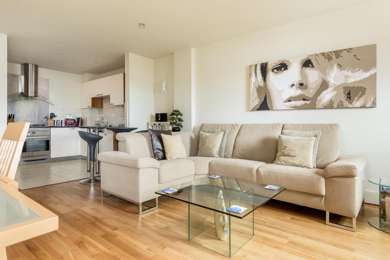 Crow'S Nest Villa Poole Kültér fotó