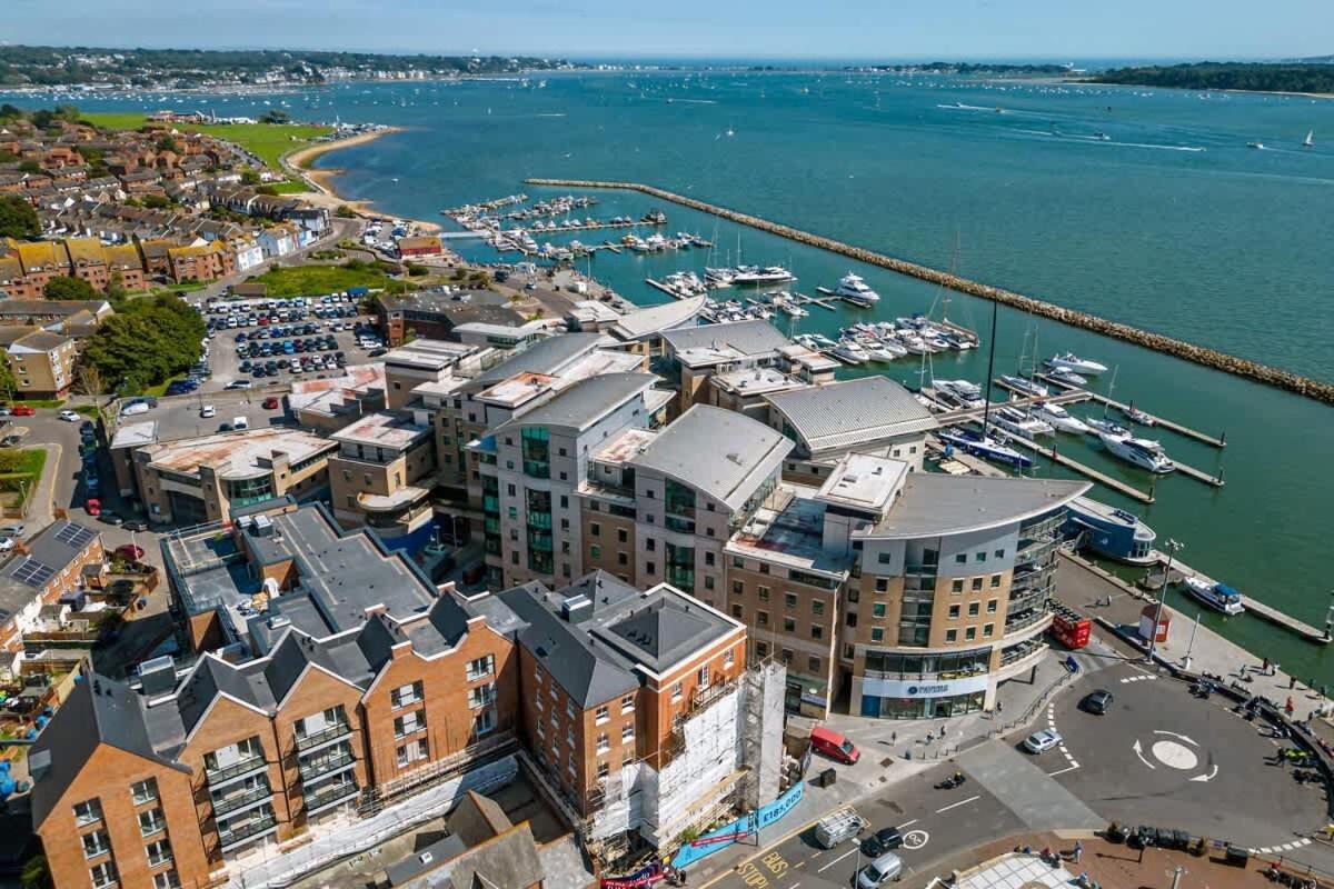 Crow'S Nest Villa Poole Kültér fotó