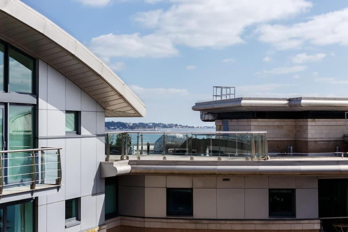Crow'S Nest Villa Poole Kültér fotó