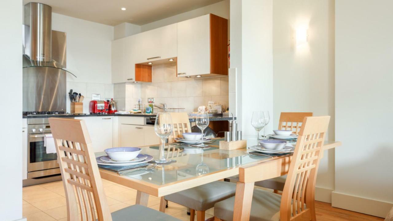 Crow'S Nest Villa Poole Kültér fotó