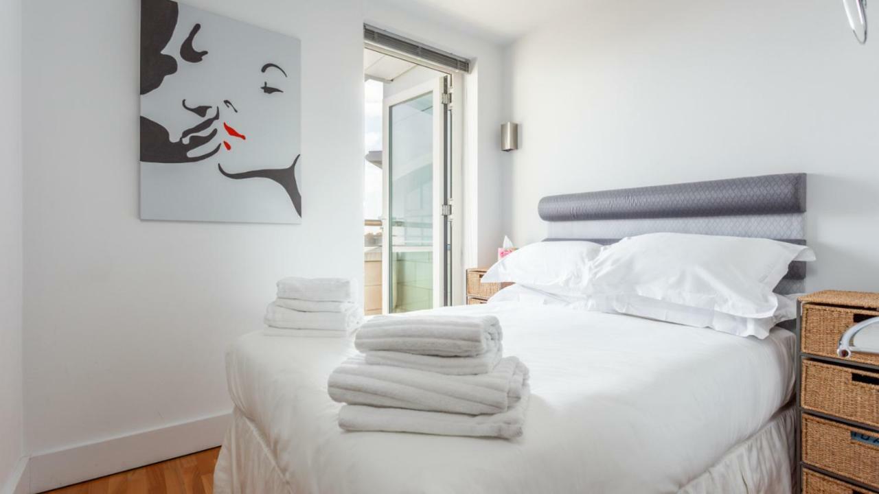 Crow'S Nest Villa Poole Kültér fotó
