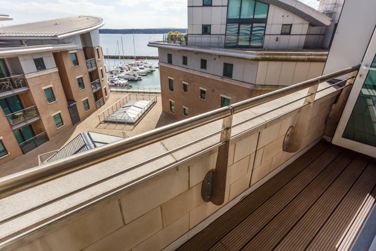 Crow'S Nest Villa Poole Kültér fotó